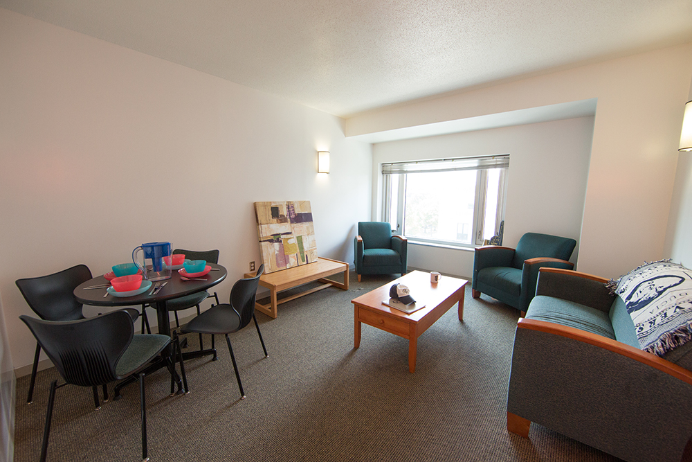 1959 E St. living room and dining area.