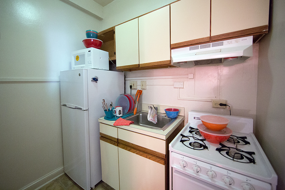 Studio Apartment: JBKO Hall, Kitchen