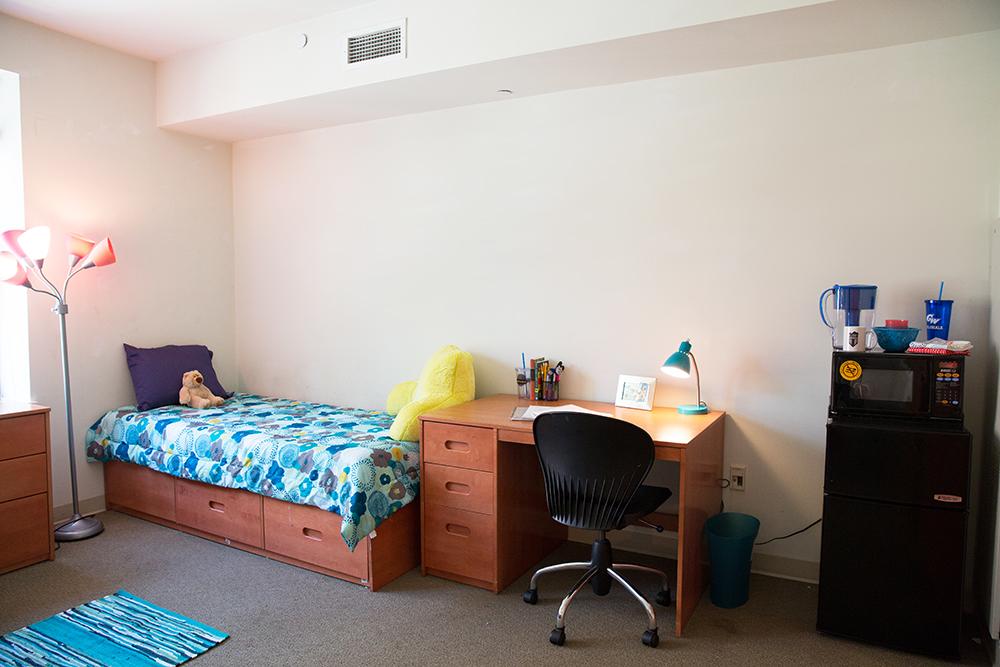 Greek Housing Double - Townhouse Row