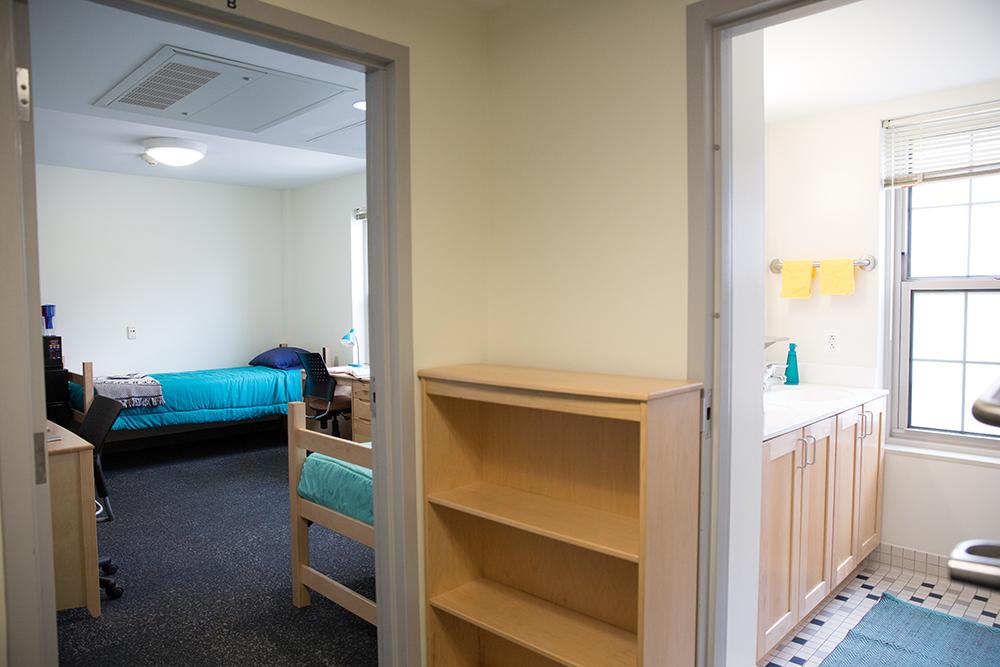 Traditional Rooms: Lafayette Hall, 2-Person Room